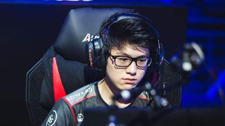 体育山东高速男篮：15名队员通过体测 高诗岩因伤需补测折返跑