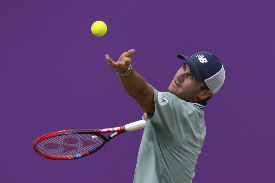 点球的接连 点球的接连